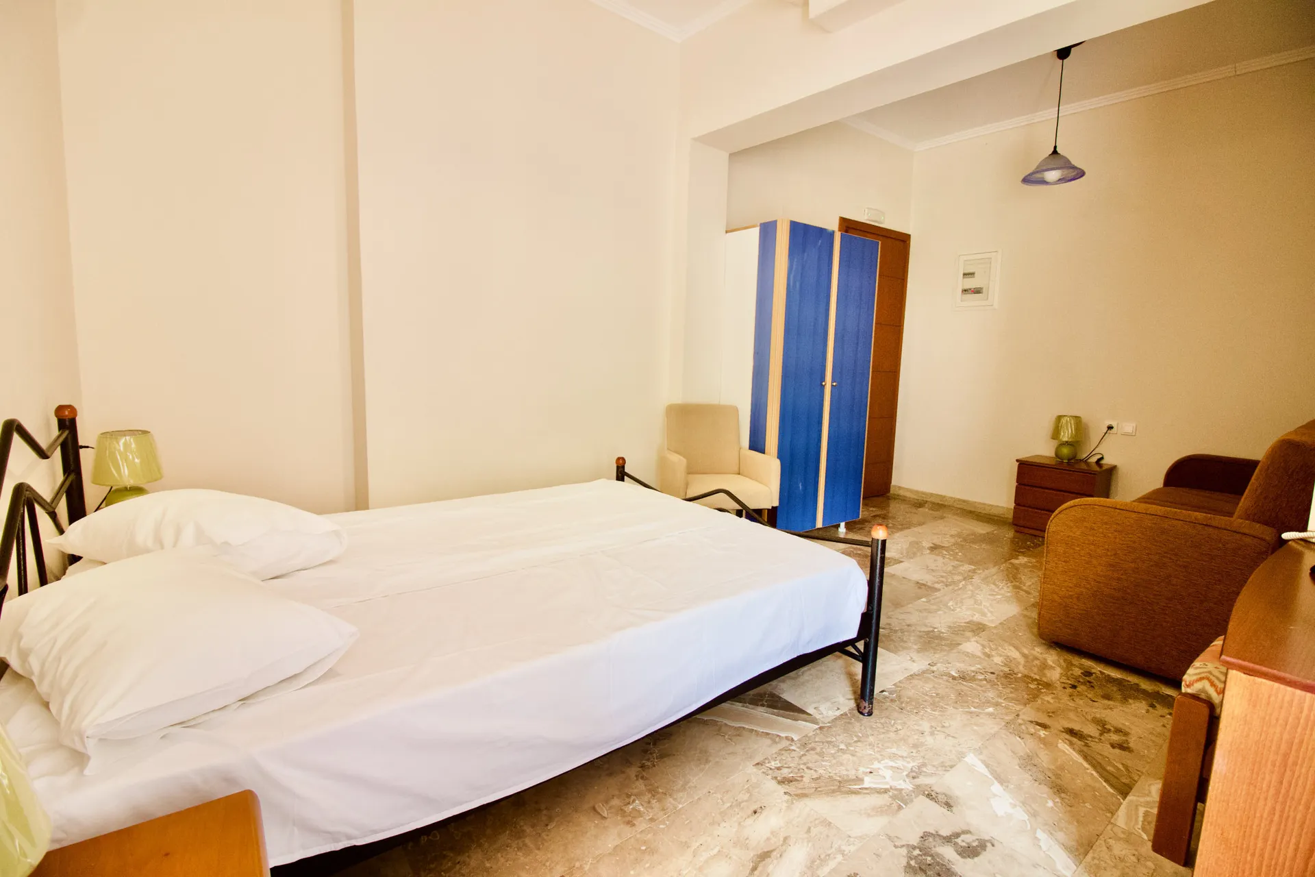 Kalypso Hotel - Dreibettzimmer Bergblick