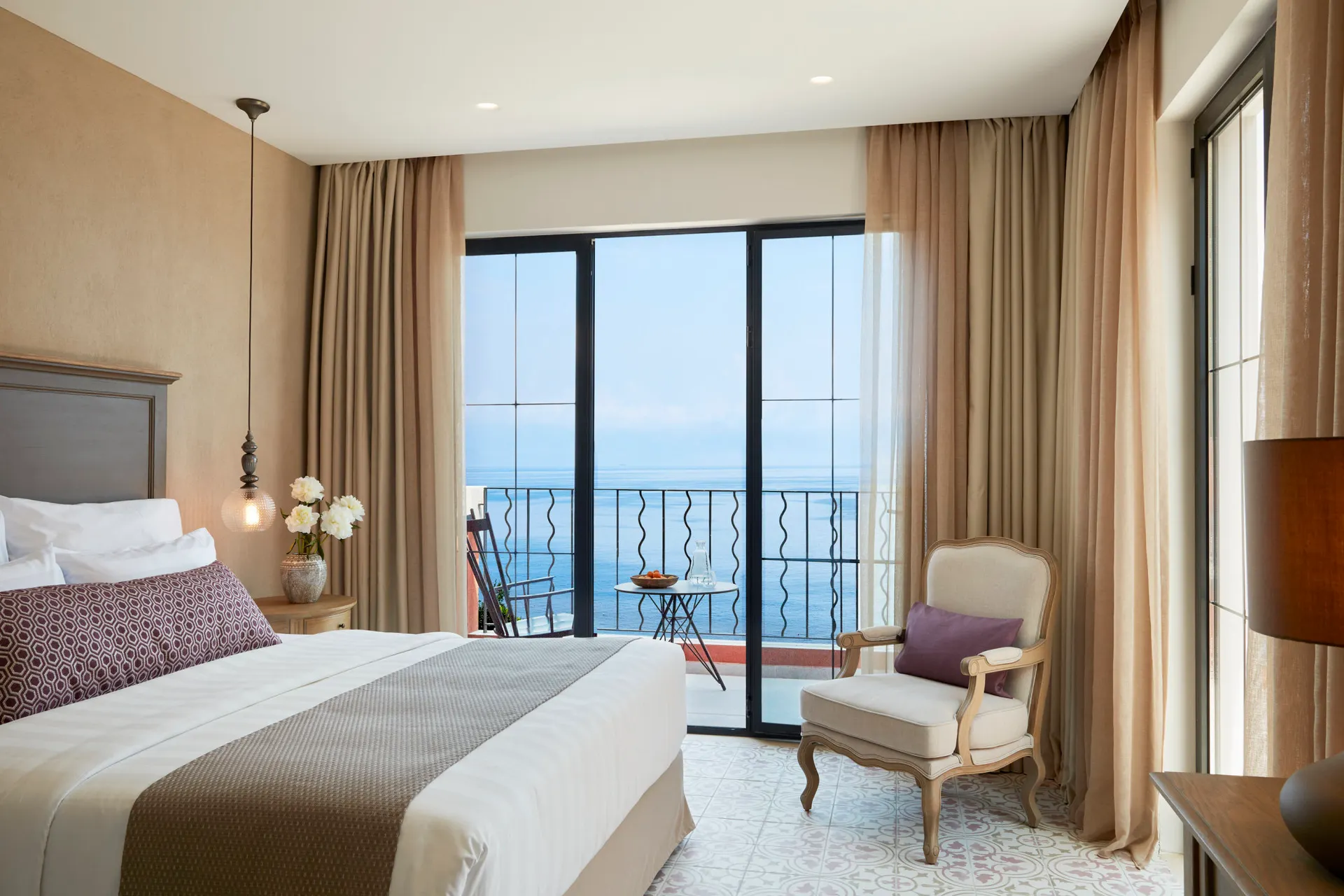 Hotel MarBella Nido - Junior Suite Whirlpool Meerblick
