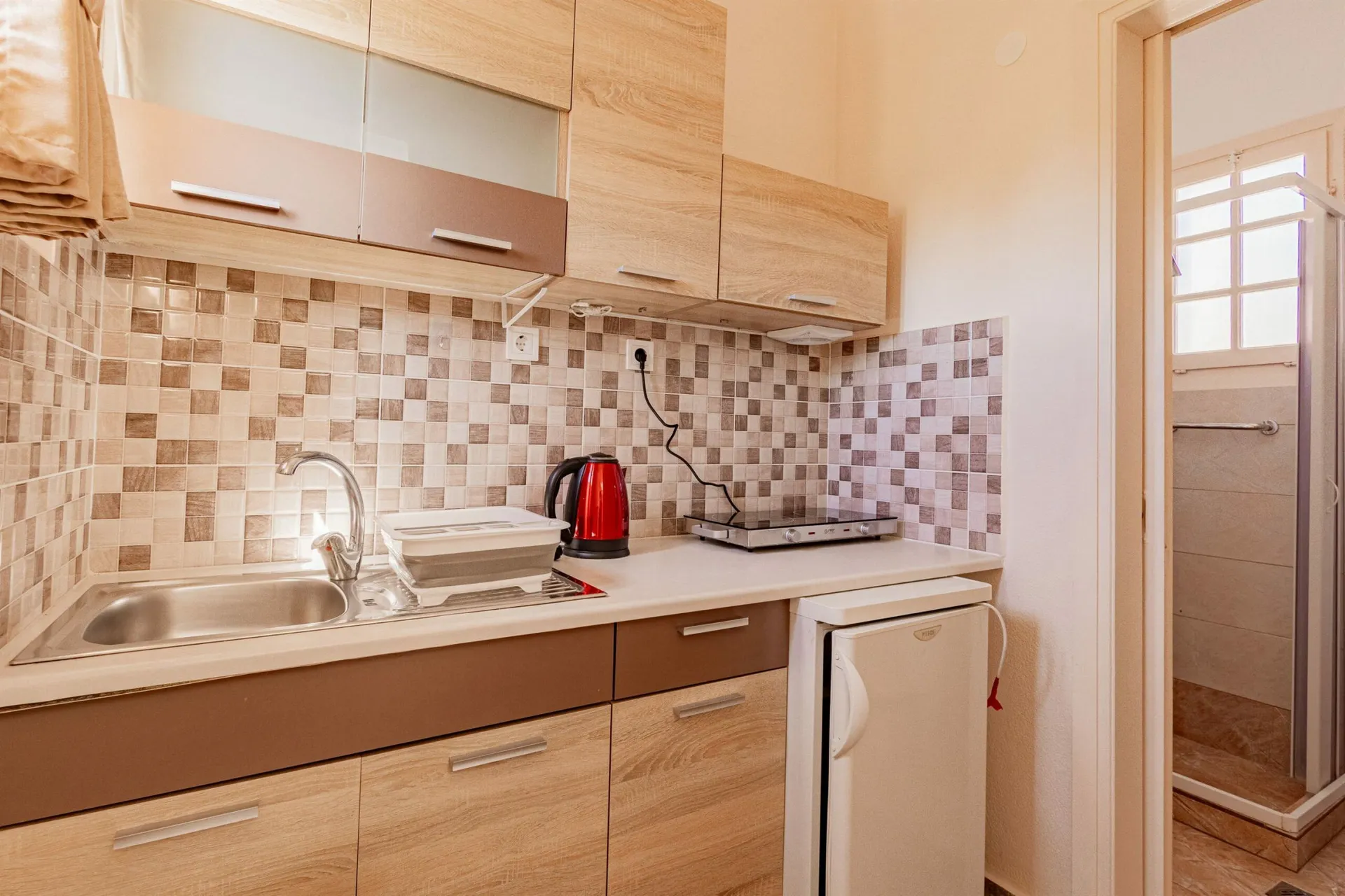 Villehardouin - Dreibett Studio Gartenblick