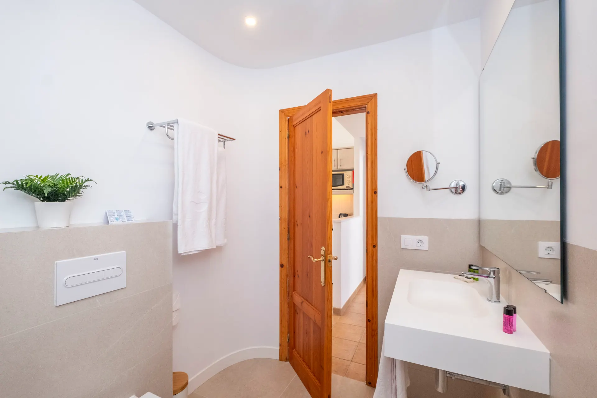 Aparthotel Comitas Isla del Aire - Appartement mit Terrasse