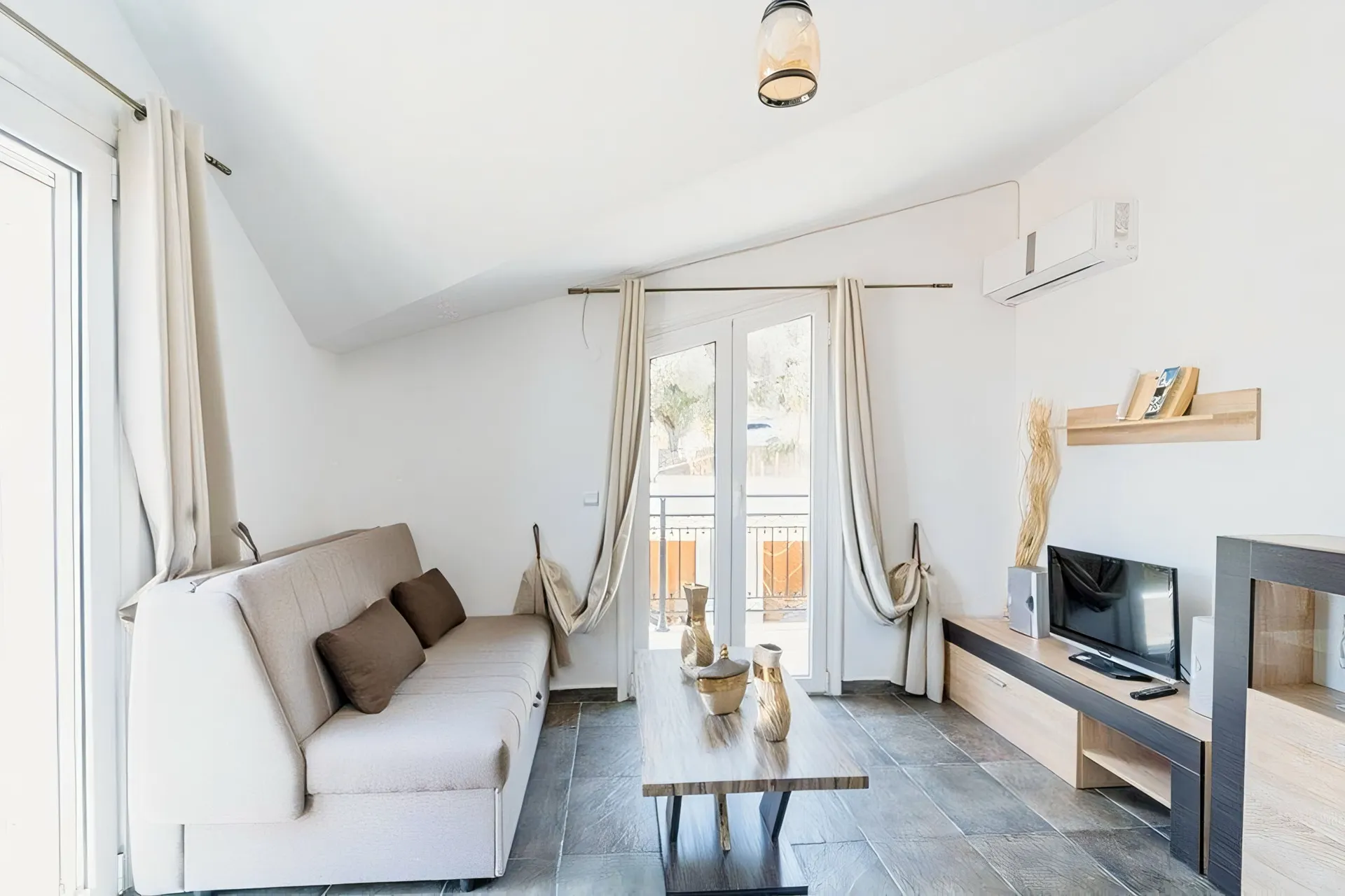 Aparthotel Stellatos House