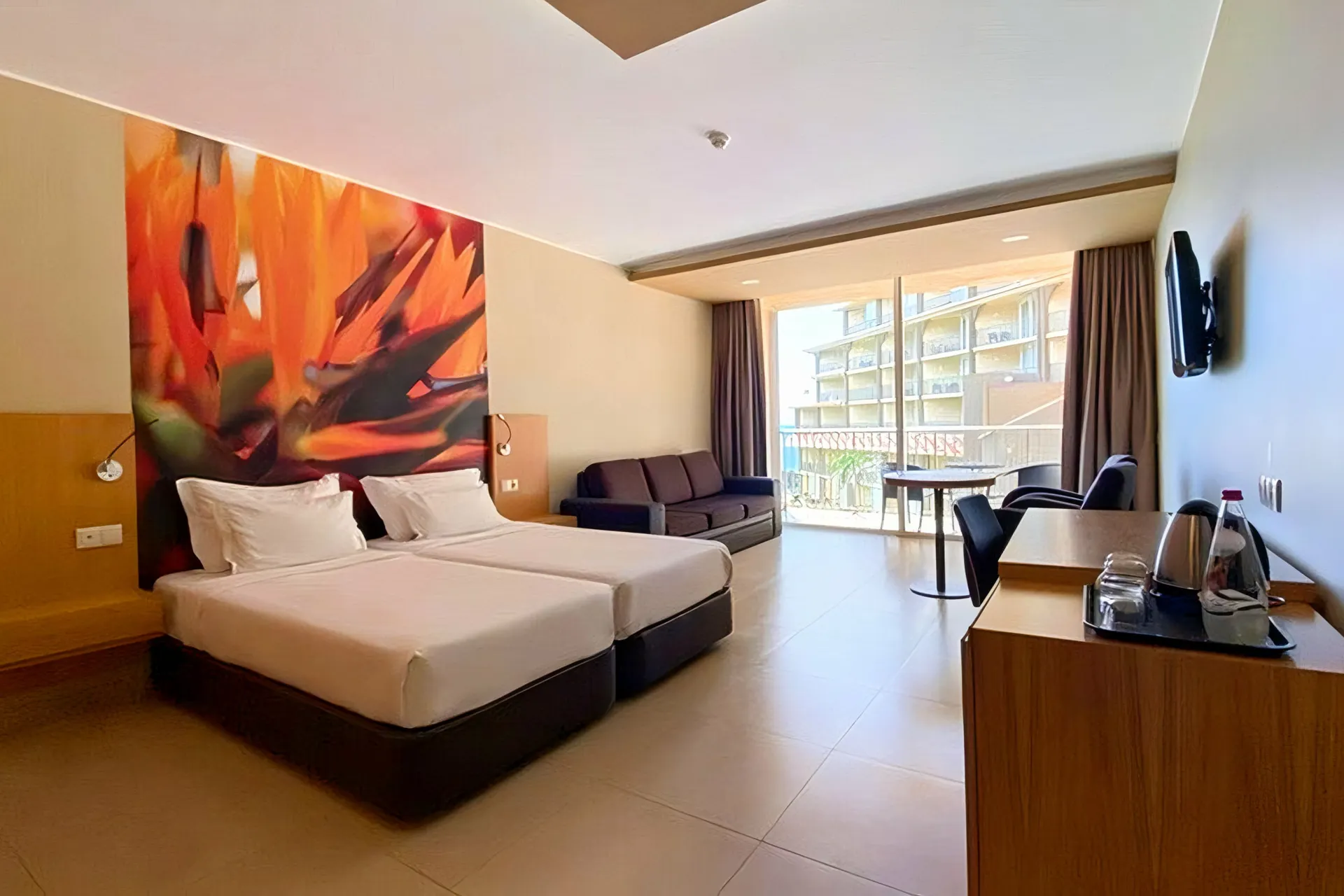 Hotel The Views Oasis