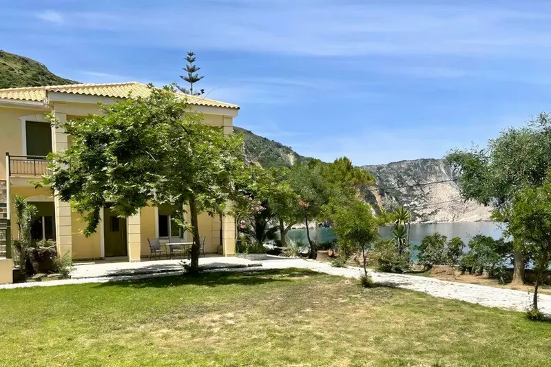 Hotel Petani Beach Suites