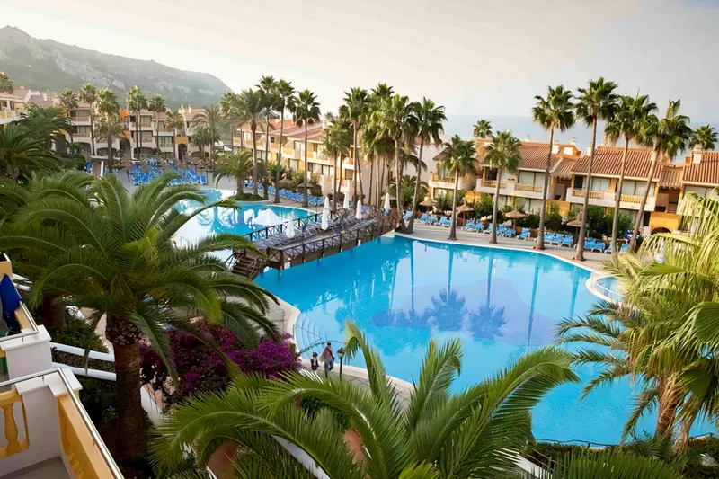 Royal Son Bou Family Club