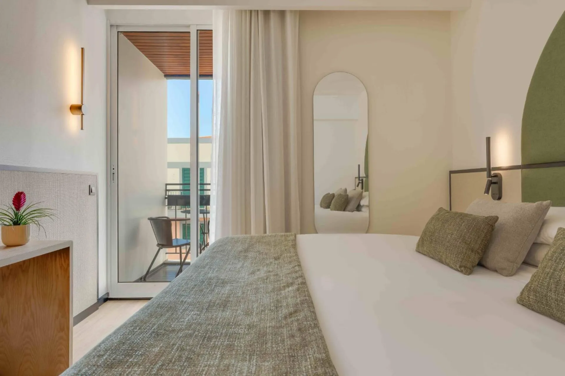 The Editory Garden Carmo Funchal - Doppelzimmer Balkon