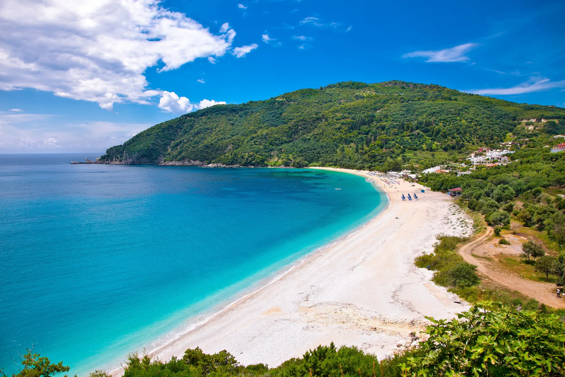 Lichnos Beach