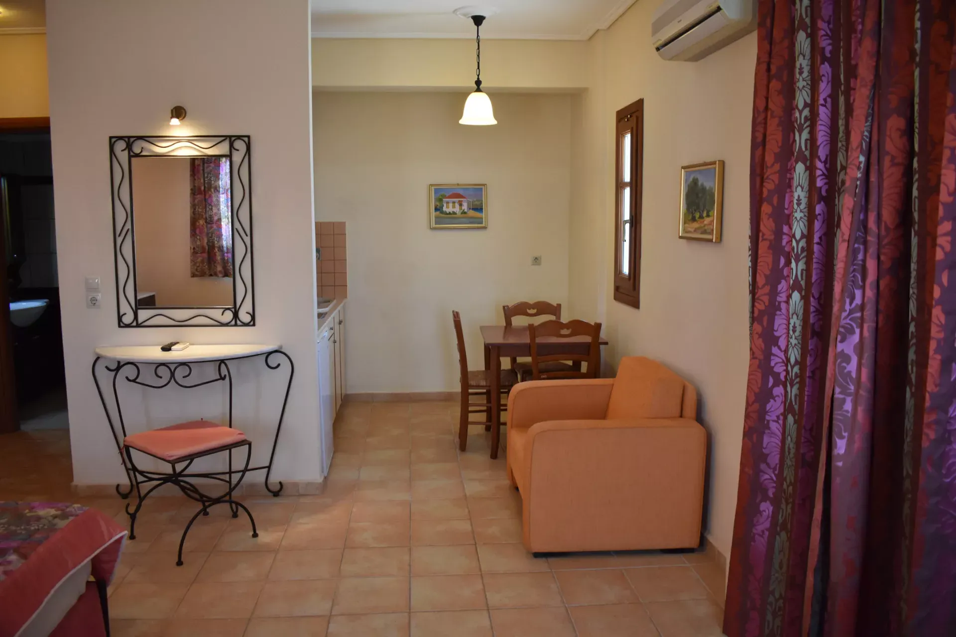 Melidron - Doppelzimmer Gartenblick