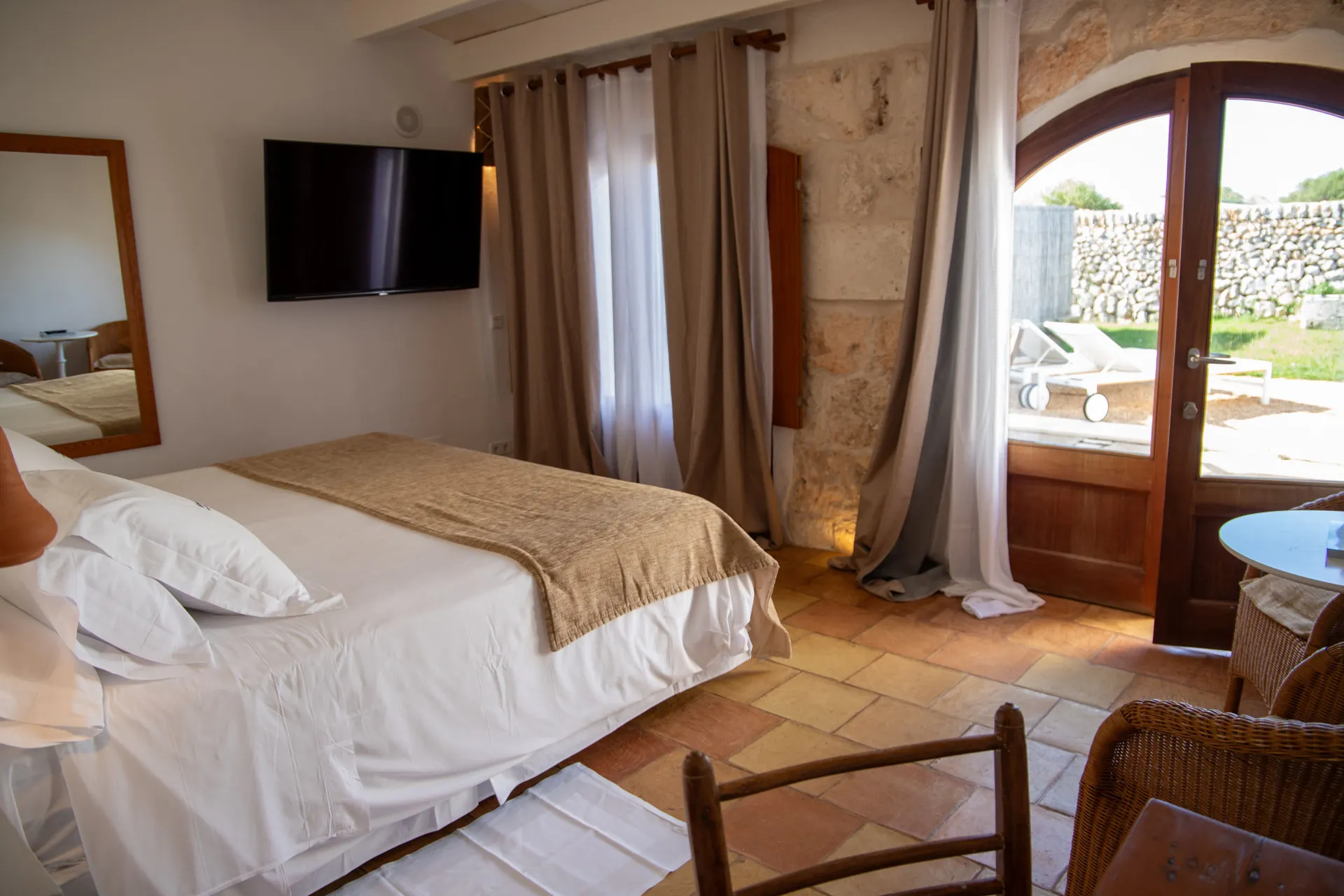 Landhotel Alcaufar Vell - Junior Suite mit Terrasse.
