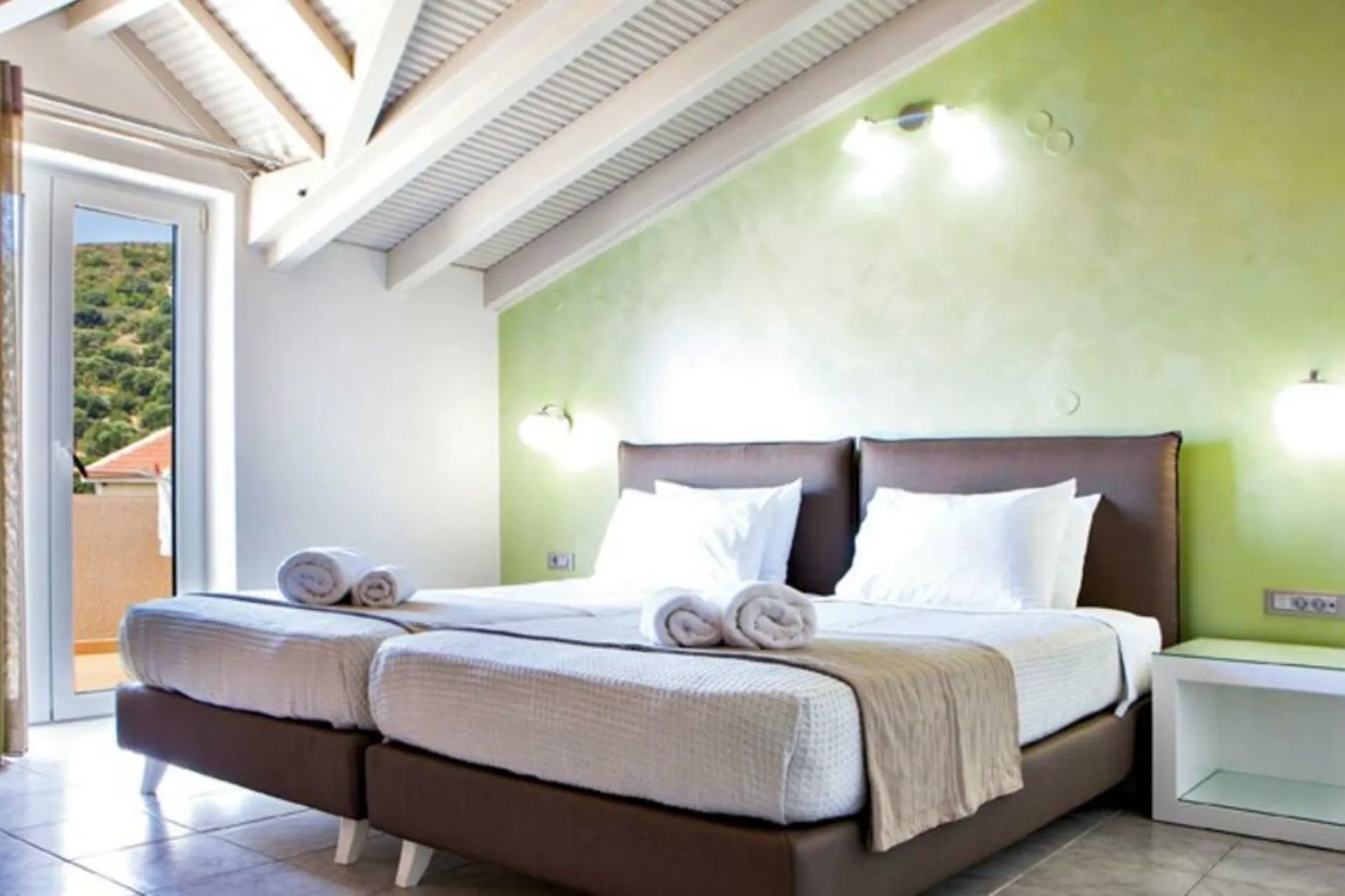 Notos Studios - Appt. Garten- bzw. Poolblick