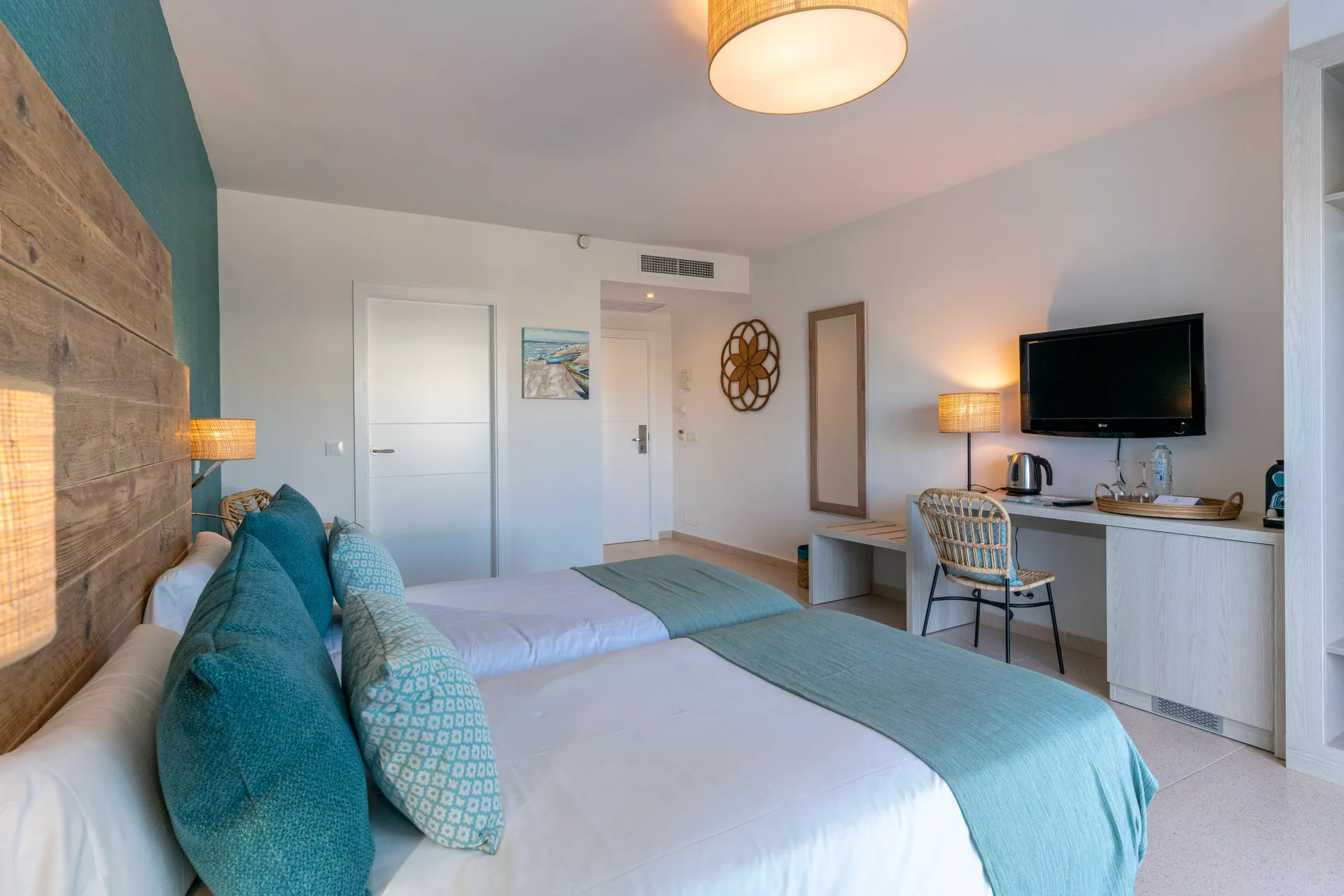 Hotel Santandria Beach - Doppelzimmer seitlicher Meerblick