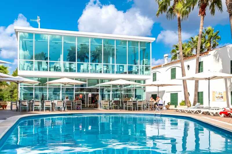 Aparthotel Cales de Ponent