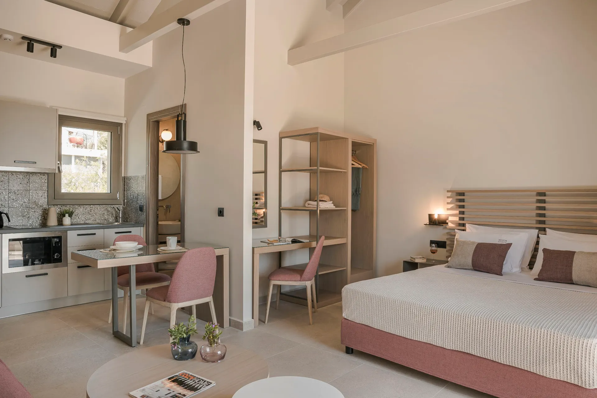 Studio Superior Pool