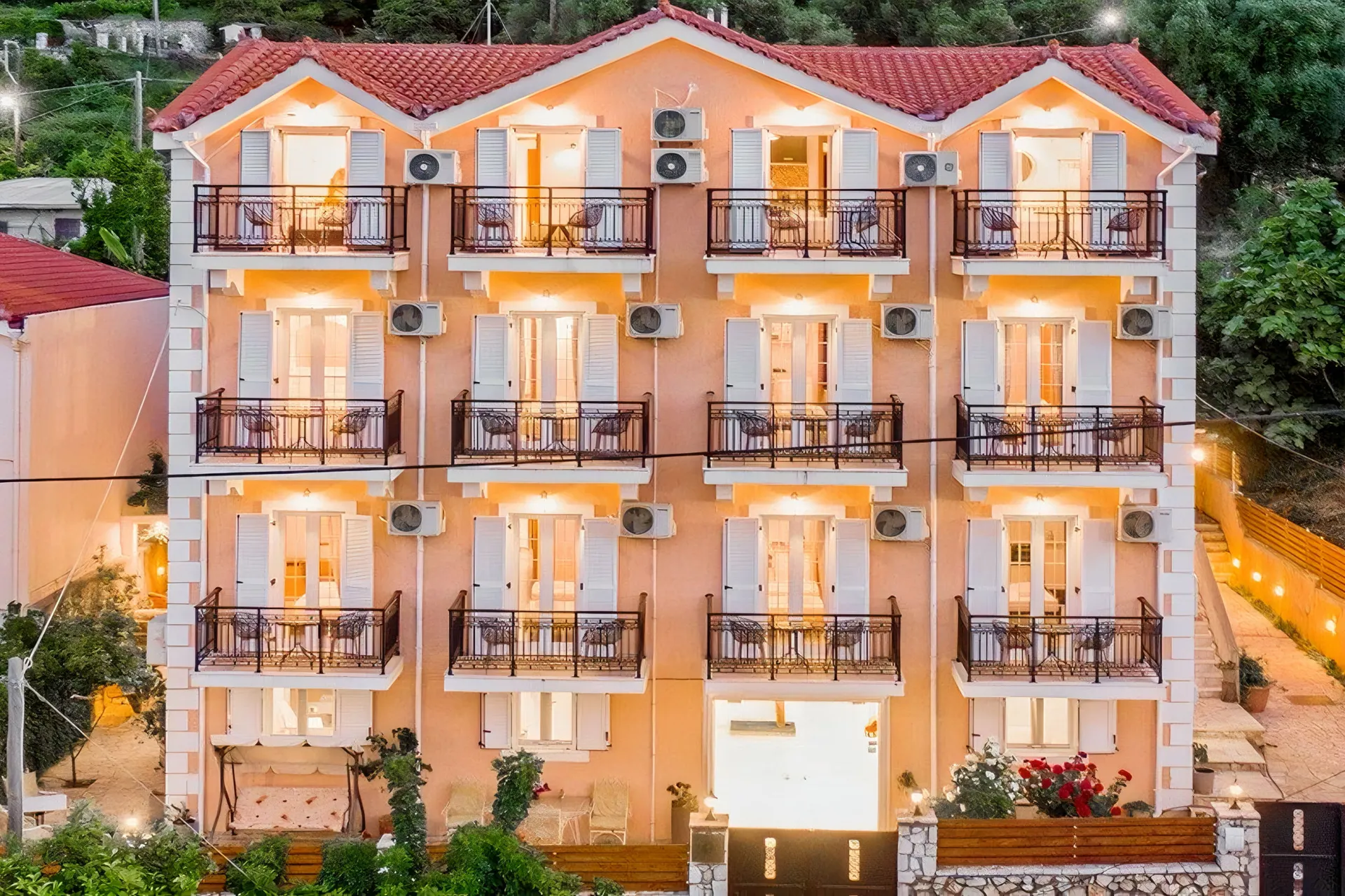 Aparthotel Stellatos House