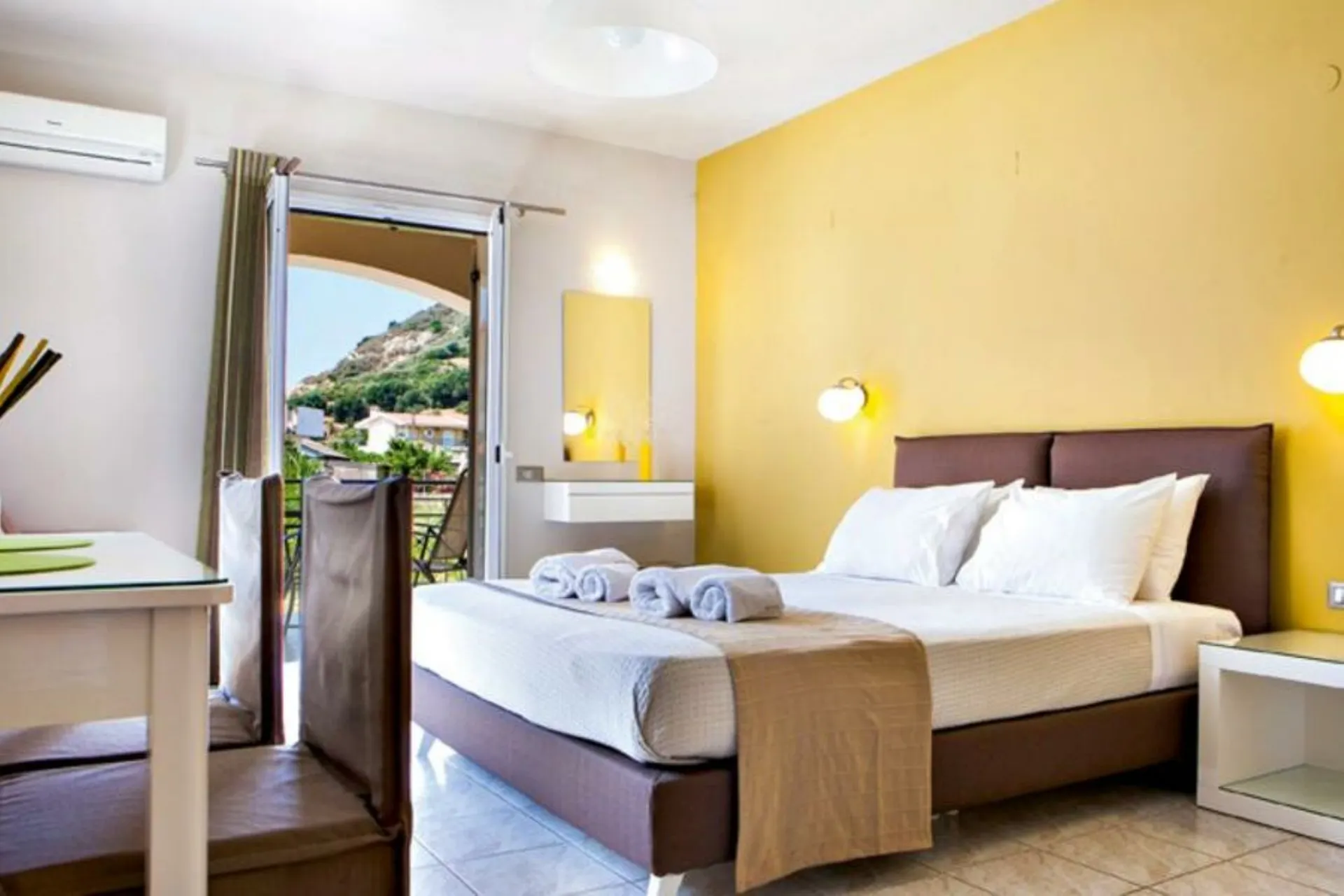 Notos Studios - Studio Garten- bzw. Poolblick